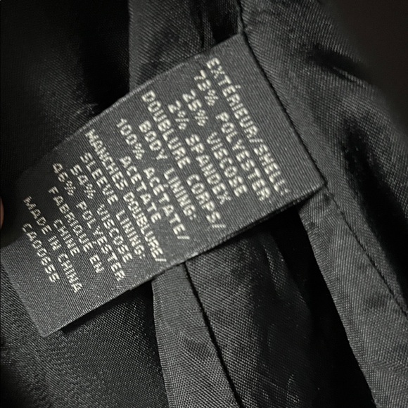 RW&CO. Elegant Black Suit Jacket - Picture 4 of 5